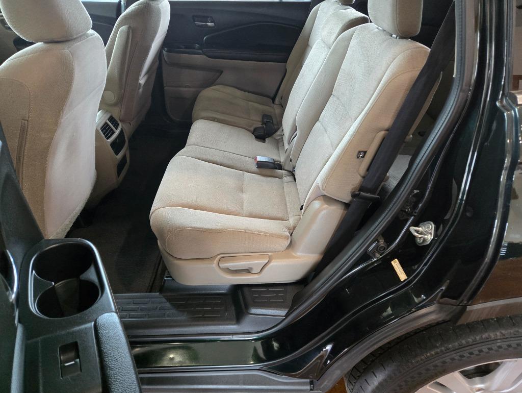 2016 Honda Pilot LX - Photo 9