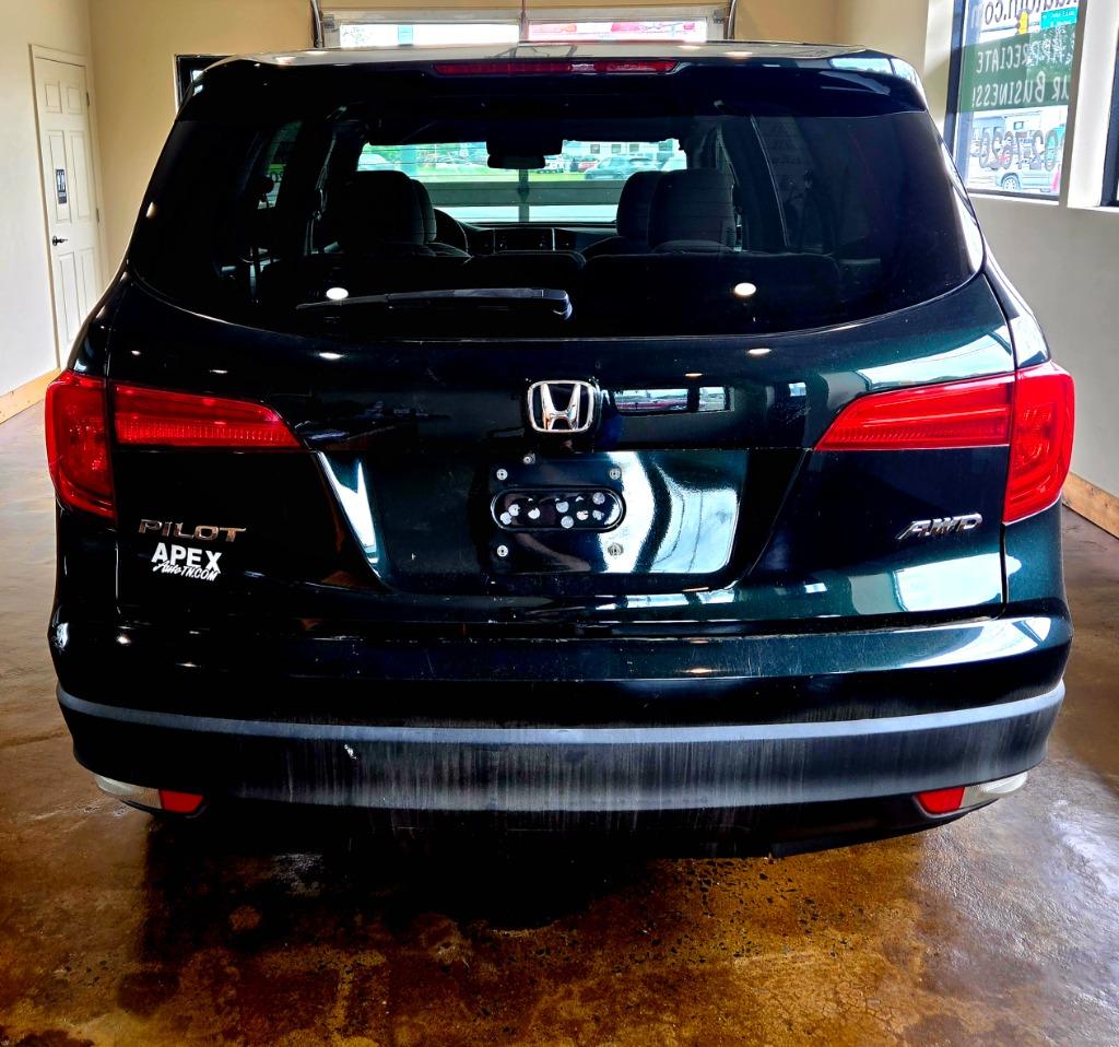 2016 Honda Pilot LX - Photo 6