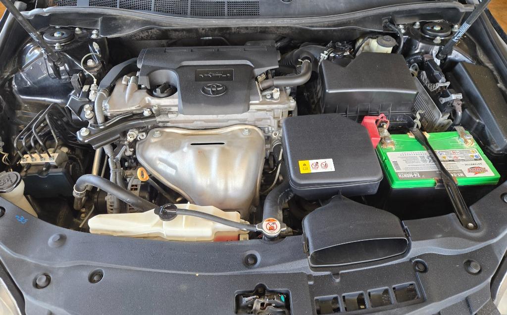 2017 Toyota Camry SE - Photo 11